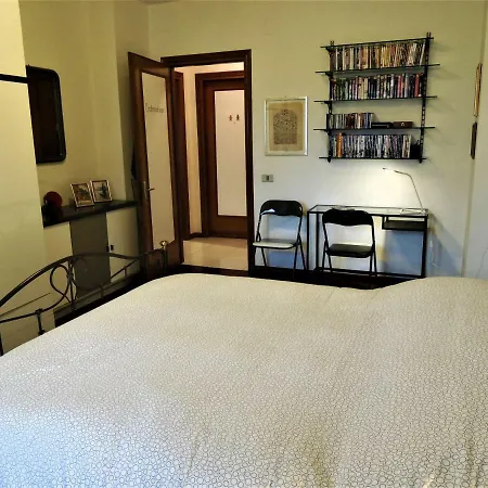 Interno 11b Διαμέρισμα